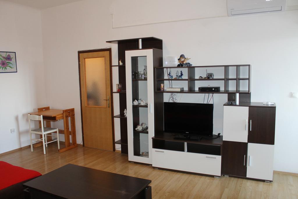 Apartment Nera Pula Exteriör bild