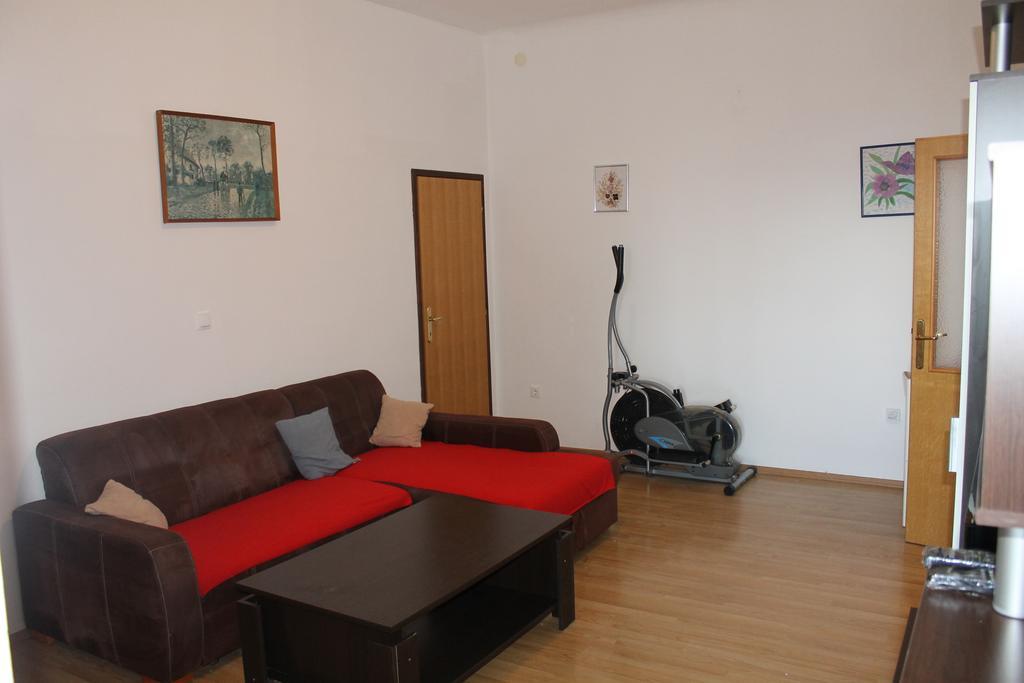 Apartment Nera Pula Exteriör bild