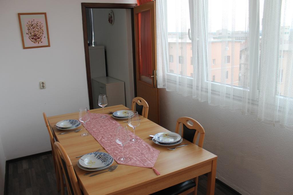 Apartment Nera Pula Exteriör bild